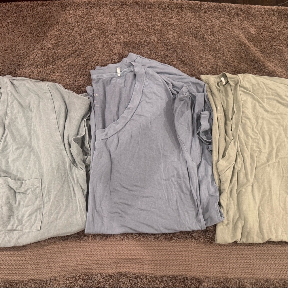 Little Sleepies and Bums and Roses lot of 3 lounge tops